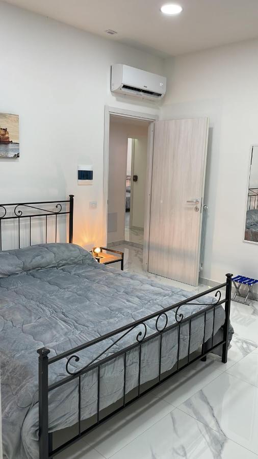 Bed and Breakfast Lumacors House Napoli Esterno foto