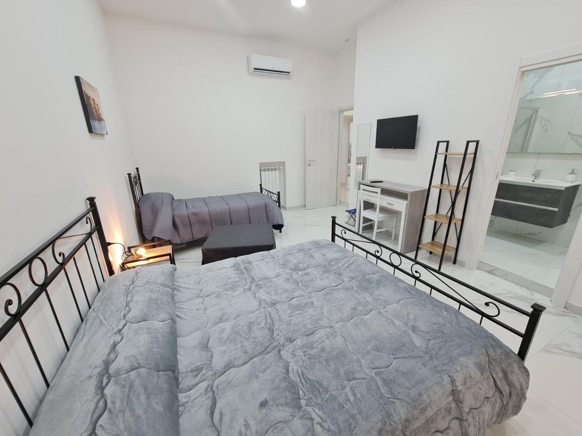 Bed and Breakfast Lumacors House Napoli Esterno foto