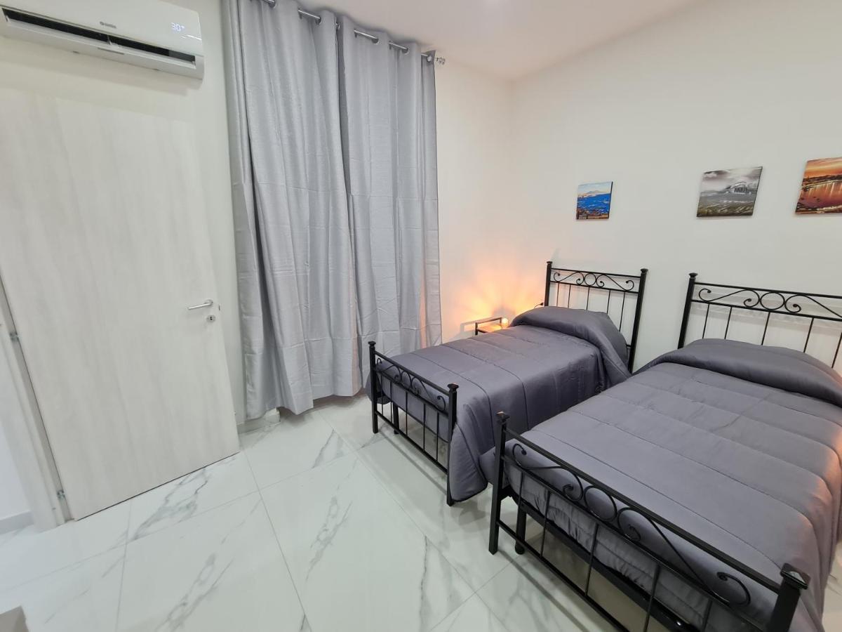 Bed and Breakfast Lumacors House Napoli Esterno foto