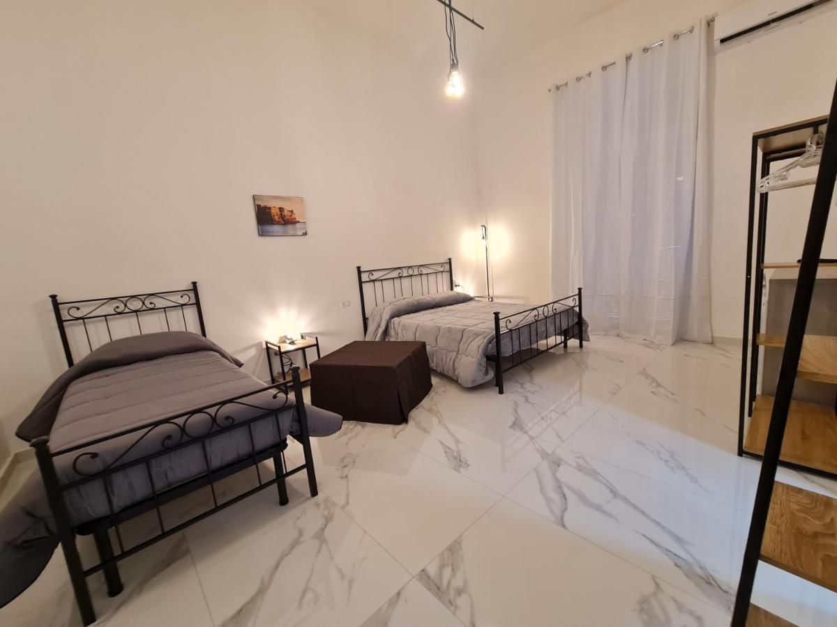 Bed and Breakfast Lumacors House Napoli Esterno foto